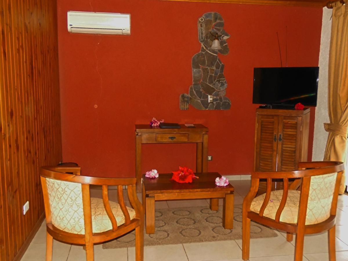 Hotel Puku Vai อังกาโรอา ภายนอก รูปภาพ